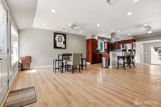 19 Tyndale Avenue, Monroe, NJ 08831