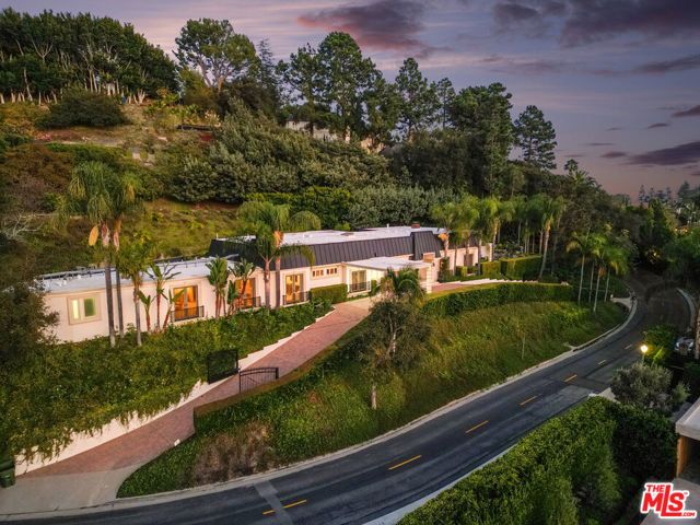 10825 Chalon Road, Los Angeles, CA 90077