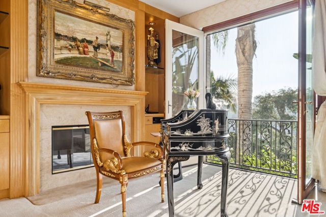 10825 Chalon Road, Los Angeles, CA 90077