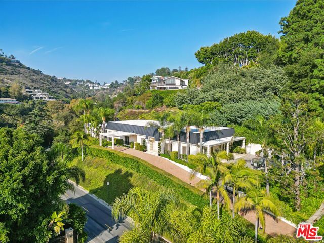 10825 Chalon Road, Los Angeles, CA 90077