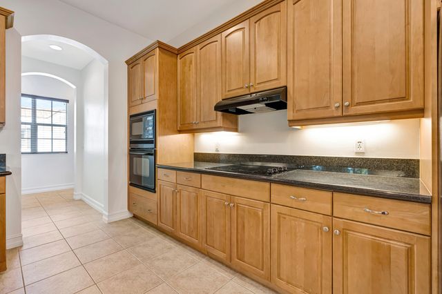 359 Chambord Terrace, Palm Beach Gardens, FL 33410