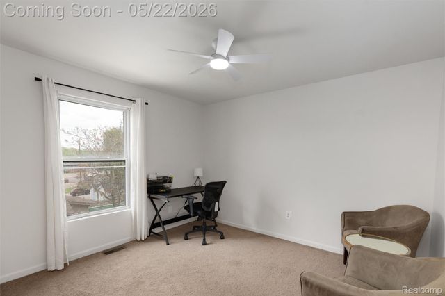 649 Lounsbury Avenue, Pontiac, MI 48340