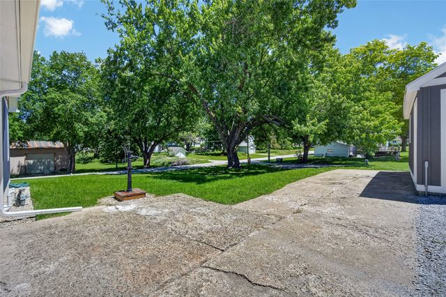 223 N Western Street, Stuart, IA 50250