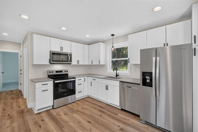 223 N Western Street, Stuart, IA 50250