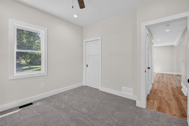 223 N Western Street, Stuart, IA 50250