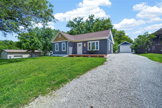 223 N Western Street, Stuart, IA 50250