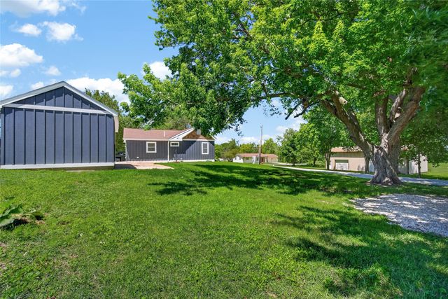 223 N Western Street, Stuart, IA 50250