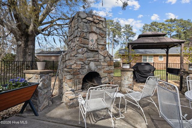 147 Honey Pod Farm Road, Washington, NC 27889