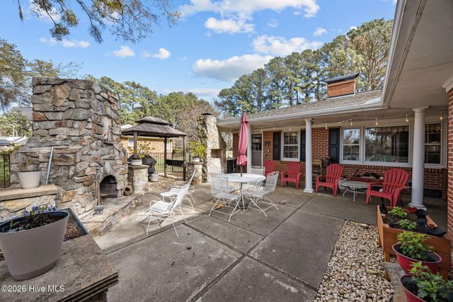 147 Honey Pod Farm Road, Washington, NC 27889