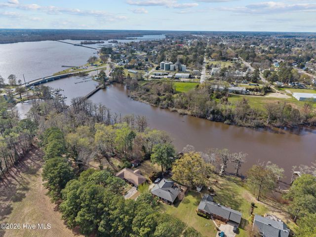 147 Honey Pod Farm Road, Washington, NC 27889