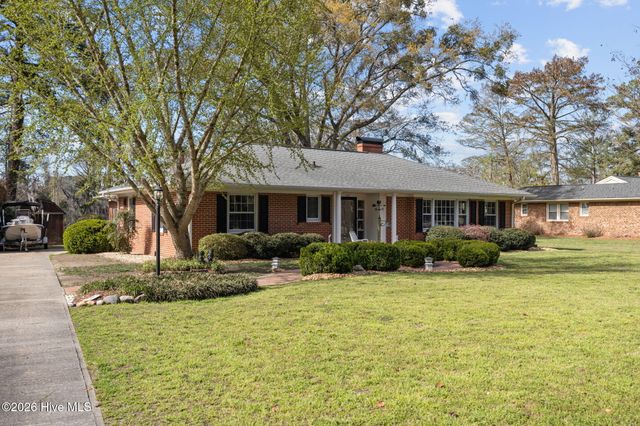 147 Honey Pod Farm Road, Washington, NC 27889