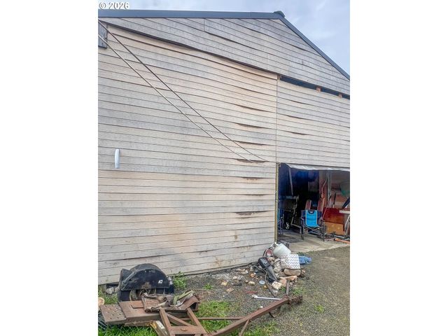 1580 WINSTON SECTION Rd, Winston, OR 97496