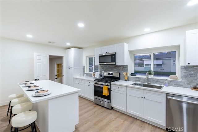 2744 Valencia, San Bernardino, CA 92404