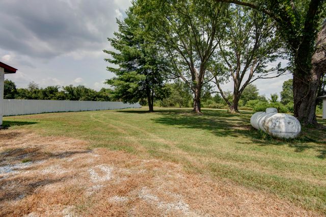 1247 State Highway N, Clever, MO 65631