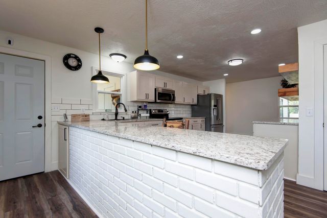 1247 State Highway N, Clever, MO 65631