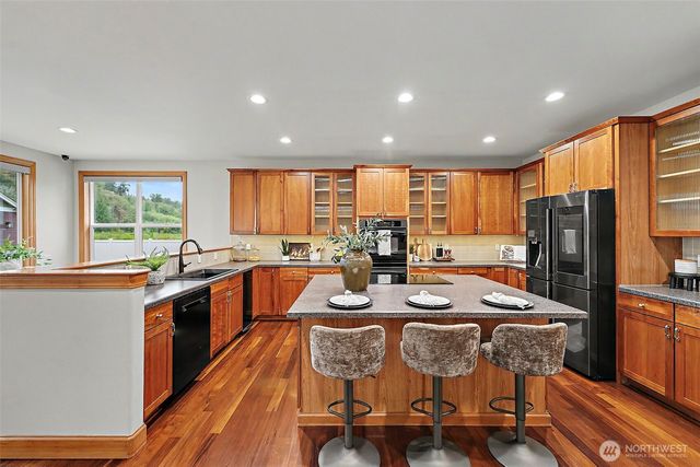 1920 12th Avenue SE, Puyallup, WA 98372