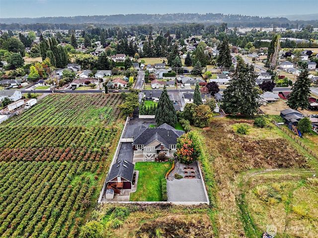 1920 12th Avenue SE, Puyallup, WA 98372