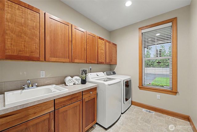 1920 12th Avenue SE, Puyallup, WA 98372