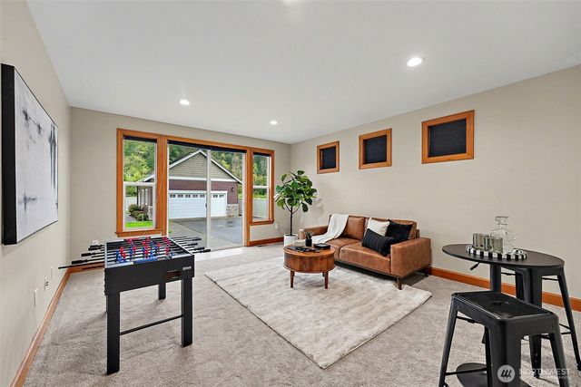 1920 12th Avenue SE, Puyallup, WA 98372