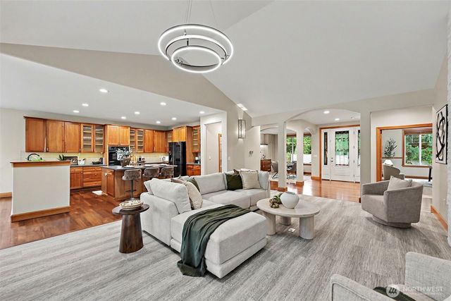 1920 12th Avenue SE, Puyallup, WA 98372