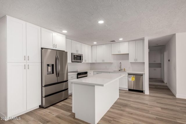 526 S OXBOW Drive, Wickenburg, AZ 85390