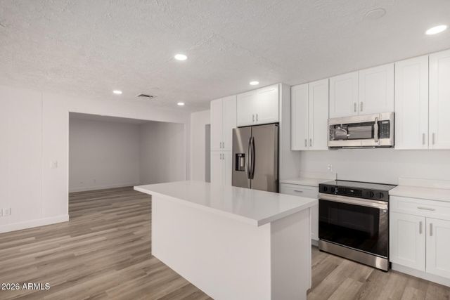 526 S OXBOW Drive, Wickenburg, AZ 85390