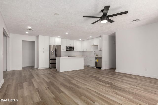 526 S OXBOW Drive, Wickenburg, AZ 85390