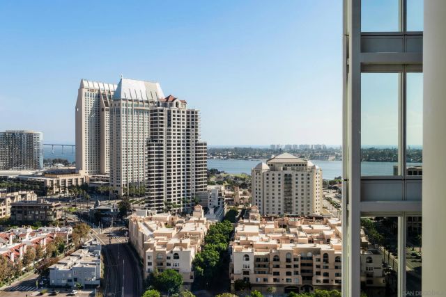 888 W E Street 2105, San Diego, CA 92101