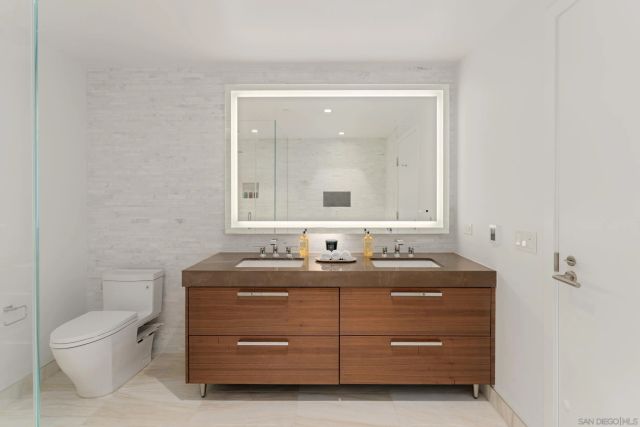 888 W E Street 2105, San Diego, CA 92101