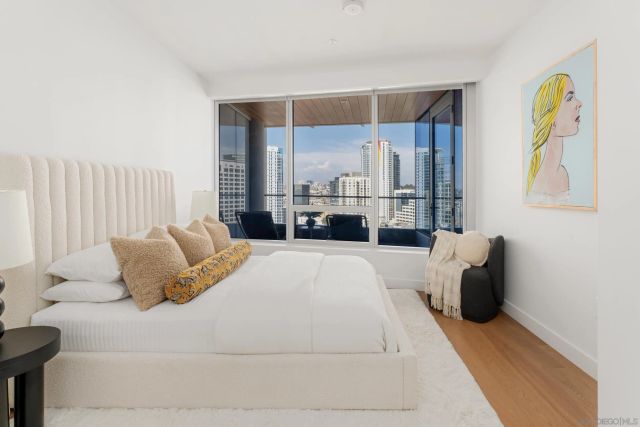 888 W E Street 2105, San Diego, CA 92101
