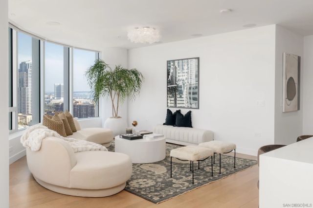 888 W E Street 2105, San Diego, CA 92101