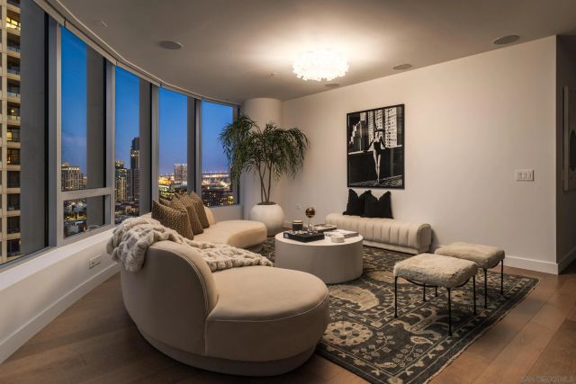 888 W E Street 2105, San Diego, CA 92101