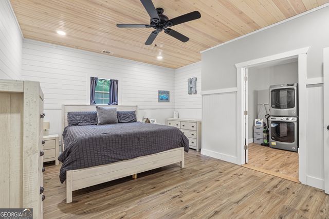 373 Fairview School Road, Demorest, GA 30535
