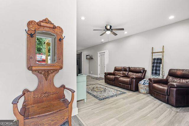 373 Fairview School Road, Demorest, GA 30535