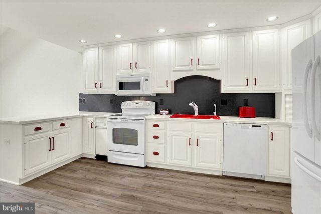 282 RED HAVEN RD, New Cumberland, PA 17070