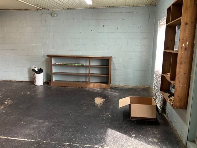 383 D St, Jackson, TN 38301