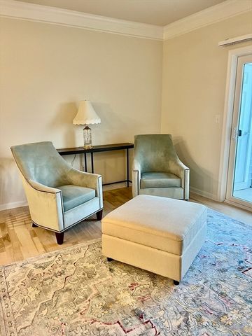 4204 Peters Farm Way 204, Westborough, MA 01581