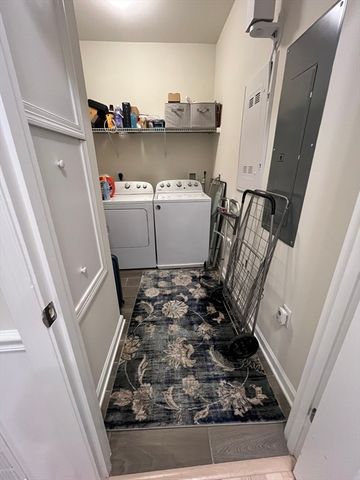 4204 Peters Farm Way 204, Westborough, MA 01581
