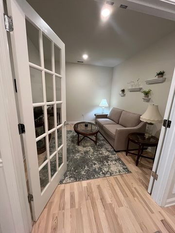 4204 Peters Farm Way 204, Westborough, MA 01581