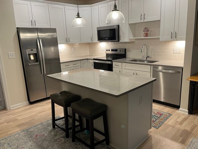 4204 Peters Farm Way 204, Westborough, MA 01581