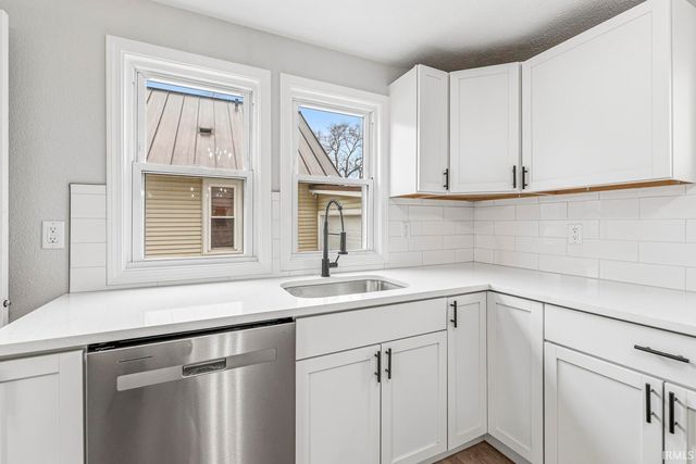 1150 Bresseau Street, Elkhart, IN 46514