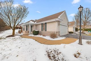 N96W14141 KNOLLCREST CIRCLE, Germantown, WI 53022