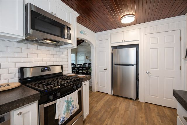 4052 Laguna Shores, Corpus Christi, TX 78418