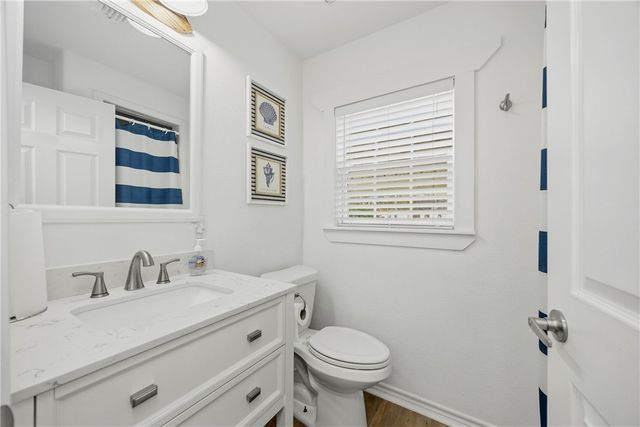 4052 Laguna Shores, Corpus Christi, TX 78418