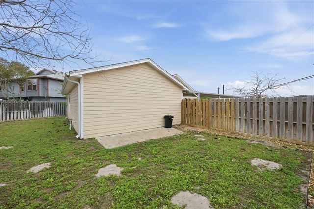 4052 Laguna Shores, Corpus Christi, TX 78418