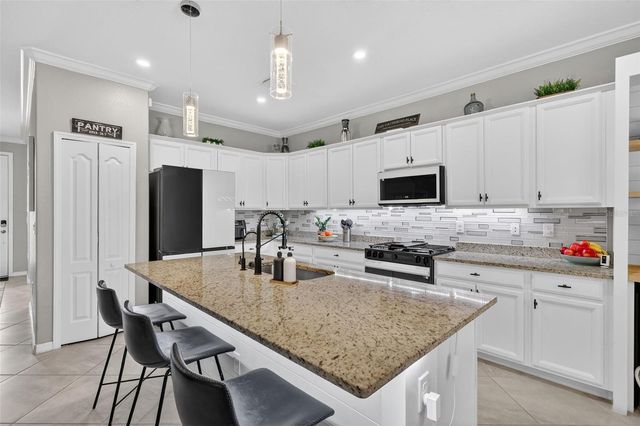 17619 BLUE RIDGE PLACE, Bradenton, FL 34211