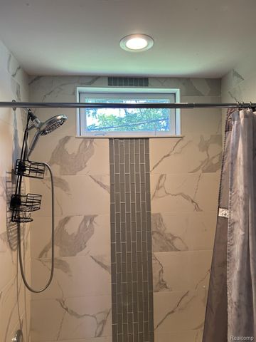 25587 Ivanhoe, Redford Charter Township, MI 48239