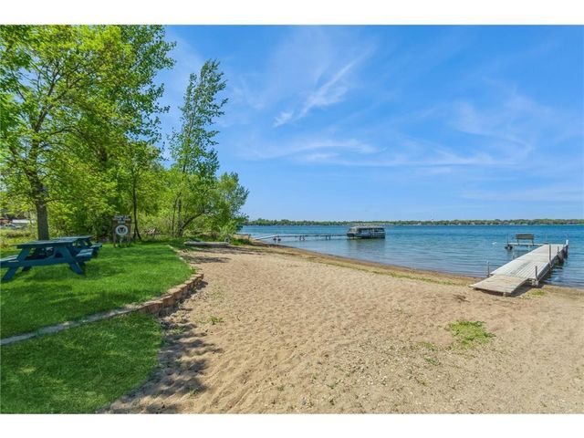 308 Douglas Drive, Buffalo, MN 55313