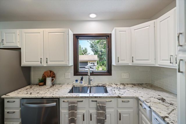 308 Douglas Drive, Buffalo, MN 55313