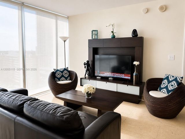 1830 S Ocean Drive 1407, Hallandale Beach, FL 33009